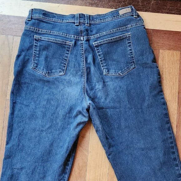 Gloria Vanderbilt "Amanda" Straight Leg Jeans Size 14 - Picture 11 of 14